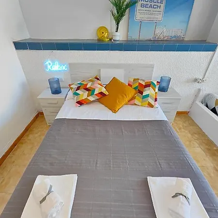 Appartamento Renovado, Luminoso Y Confortable Loft Con Piscina
